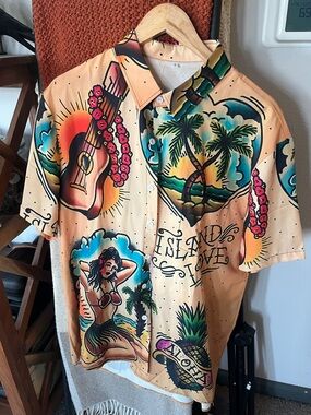 Tattoo style Island Love Summer Tropical Print Short-Sleeve Shirt - Beige